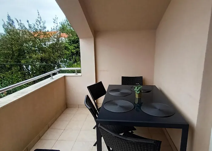 Maya Dalmatia Apartment *