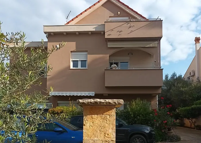 Maya Dalmatia Апартаменты *